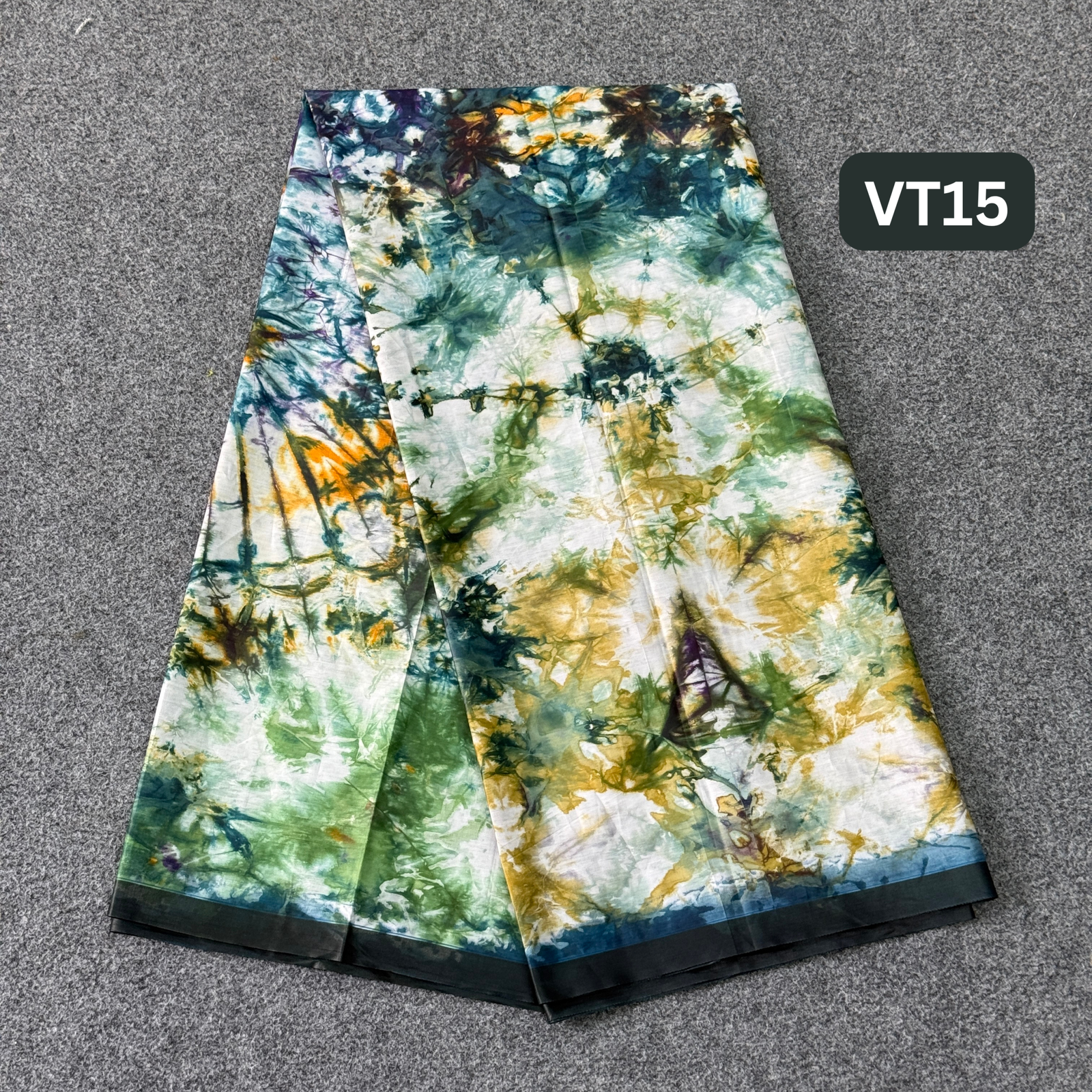 Luxury Vatikl Lungi VT15
